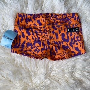 NWT FLEO Tumeric Leopard small